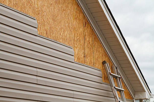 Professional Fiber Cement Siding technician working in Tacoma, WA
